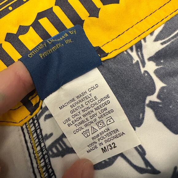 Corona Swim Trunks Mens 32 White Blue Floral Tropical Colorful Beach Resort - Picture 9 of 13